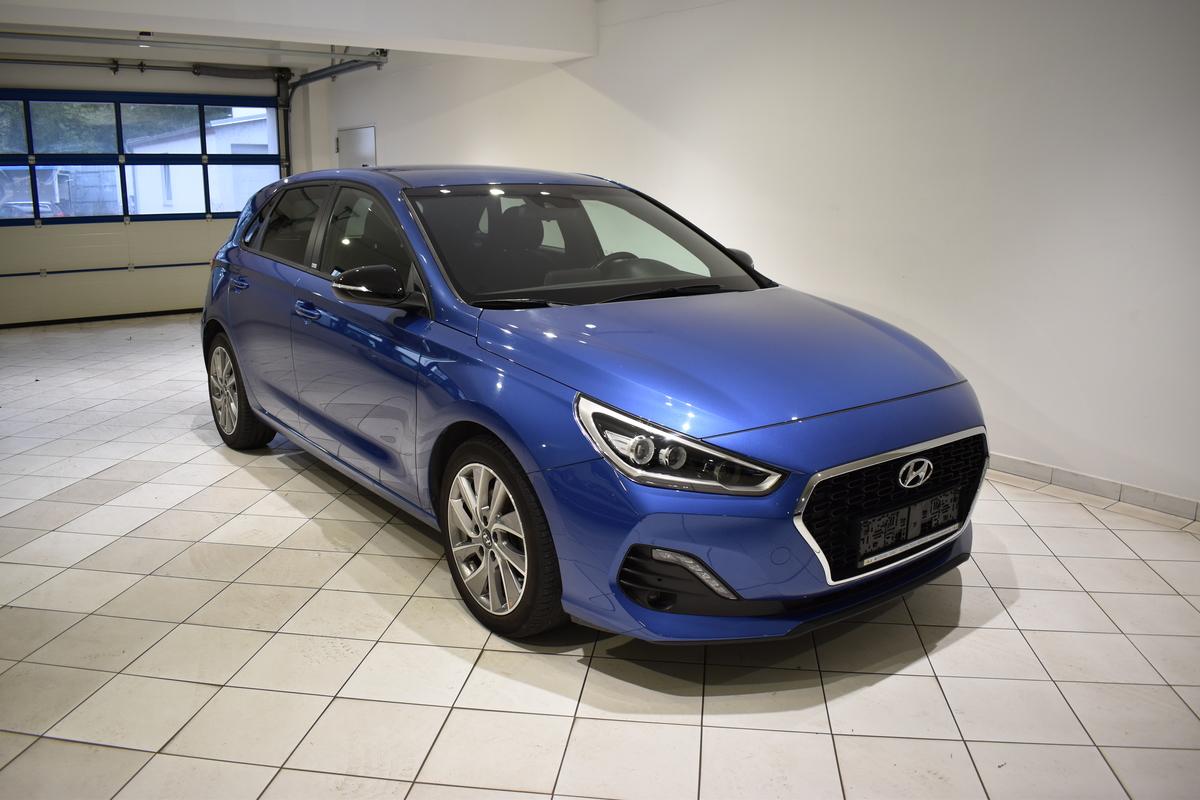 Hyundai i30 1.4TGDI Passion SHZ NAVI GRA